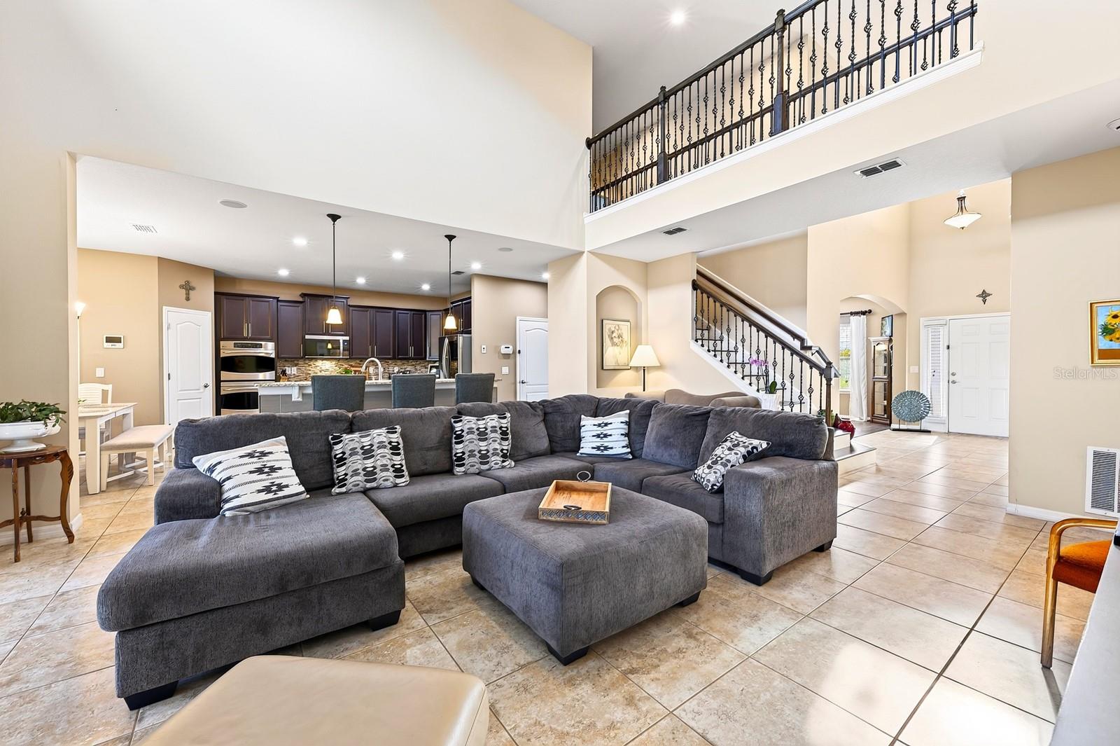 3135 AMALFI DRIVE