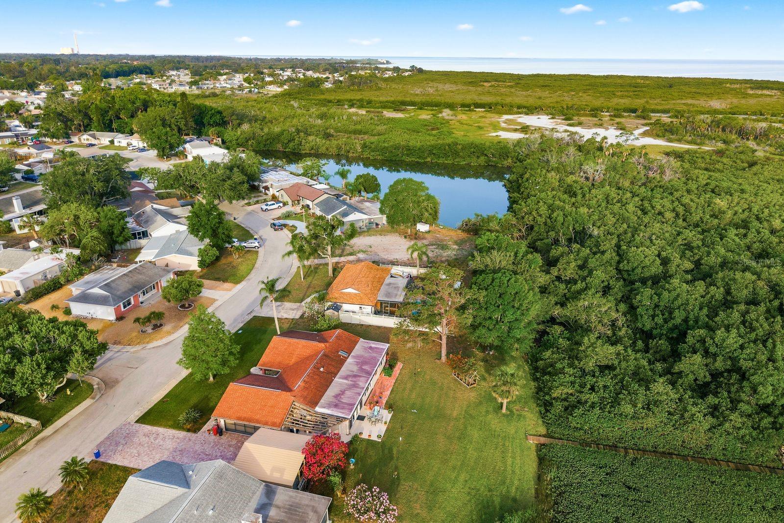 BEACON SQUARE - Residential