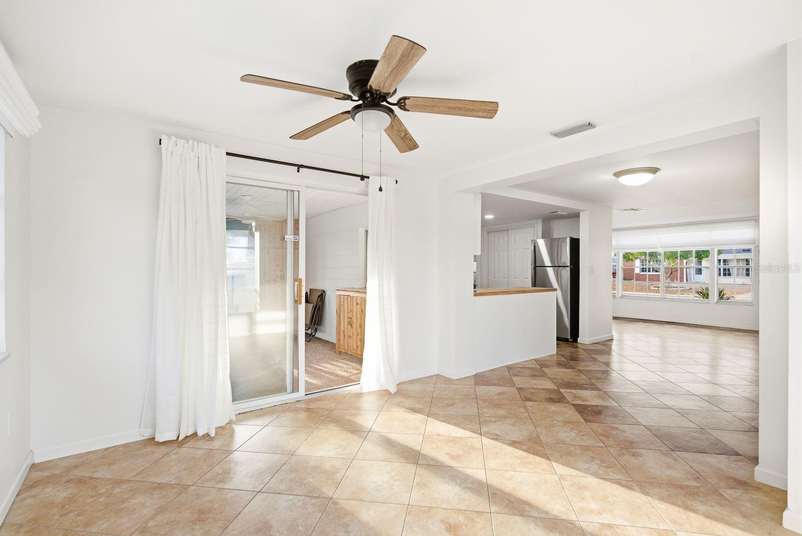 BEACON SQUARE - Residential