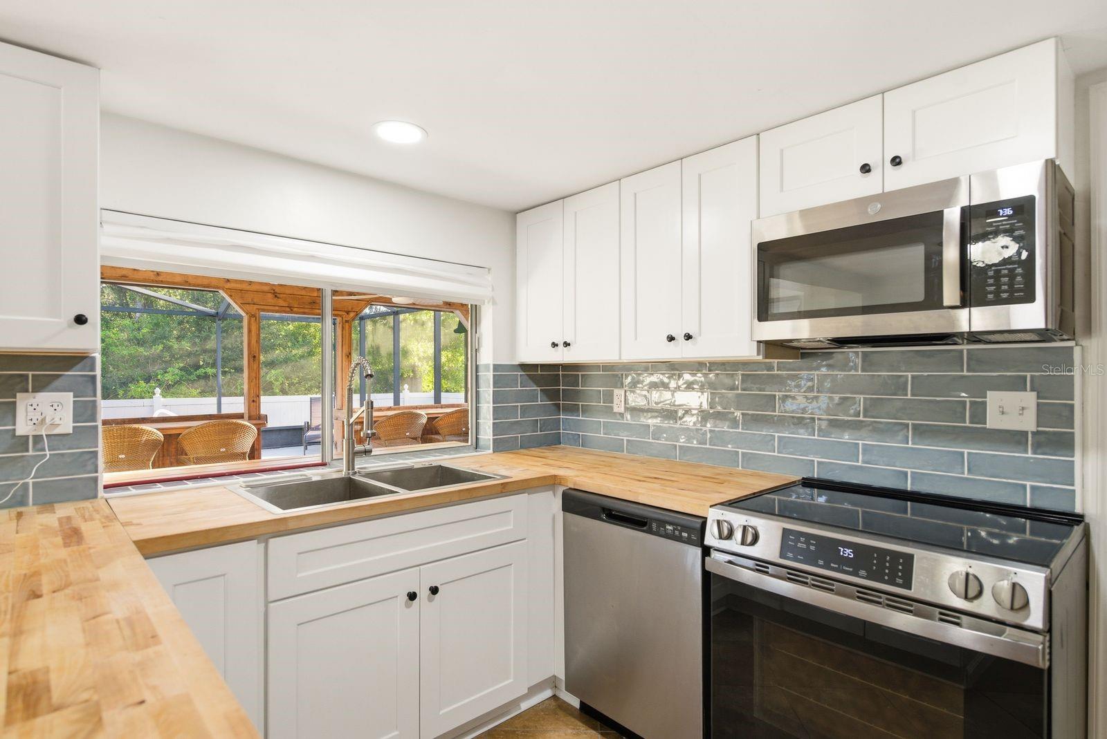 BEACON SQUARE - Residential