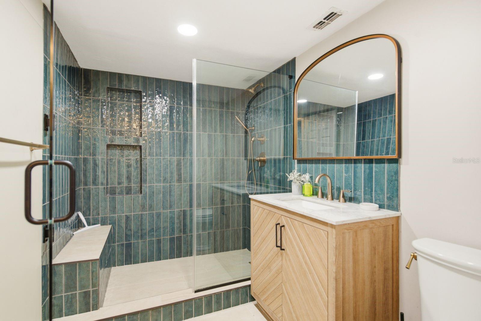 BEACON SQUARE - Residential