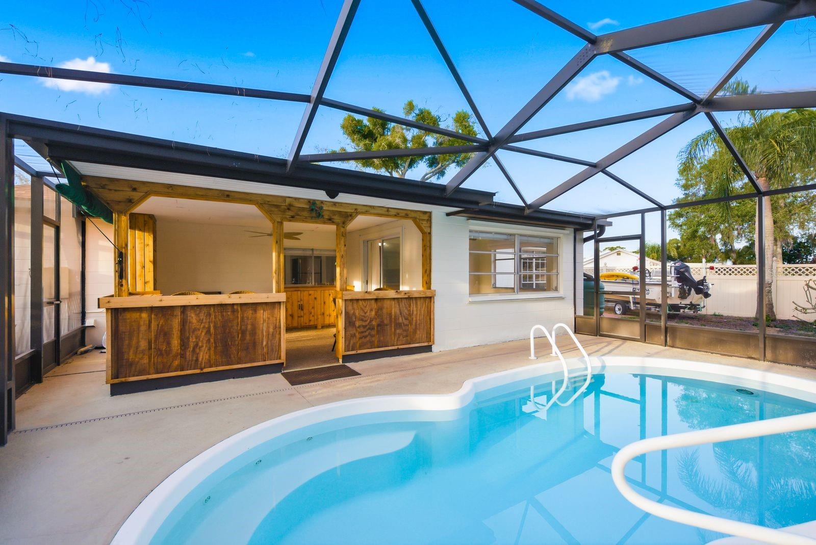 BEACON SQUARE - Residential