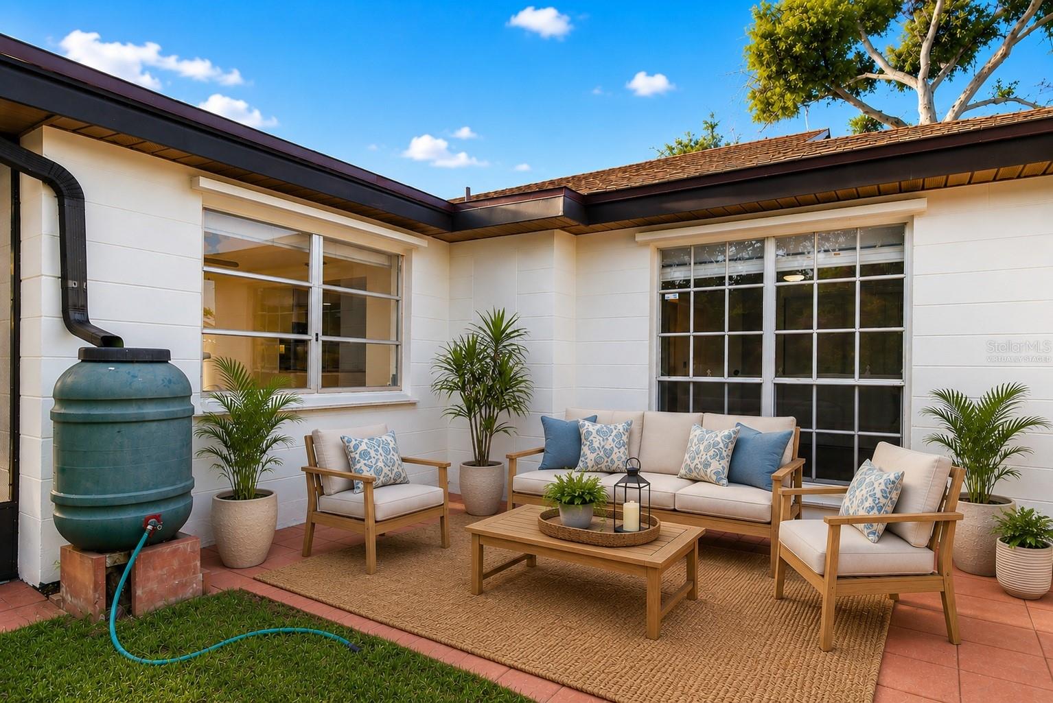 BEACON SQUARE - Residential