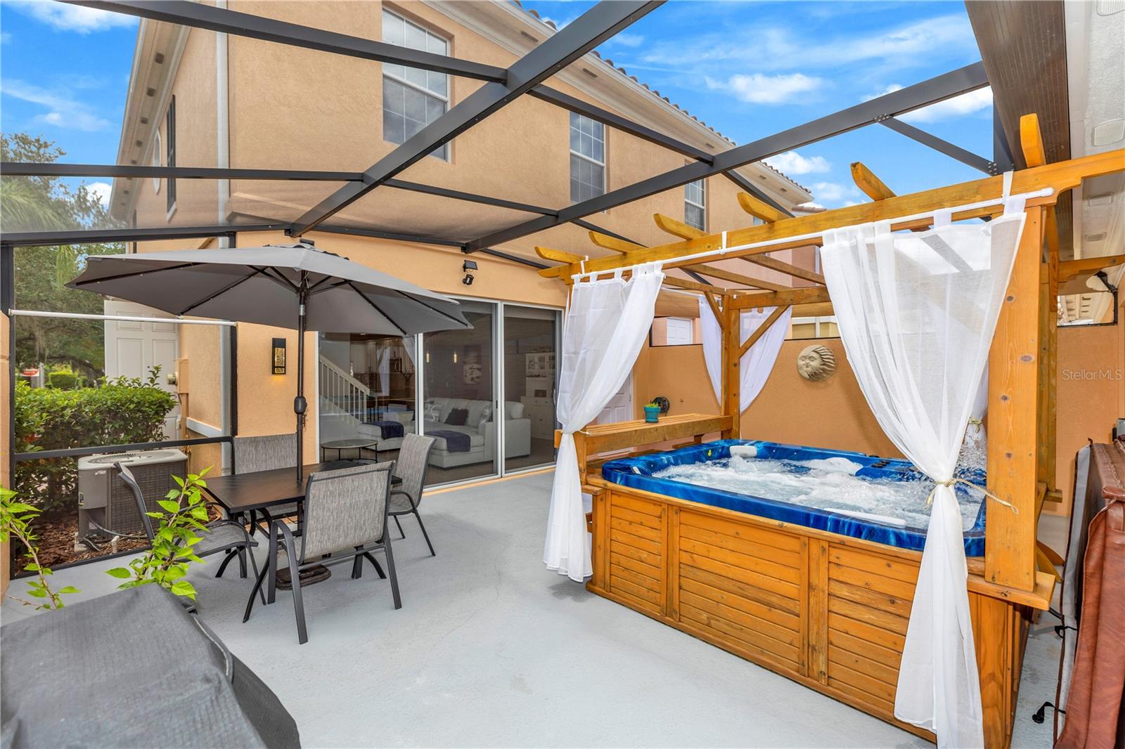 8418 LEATHERLEAF LANE