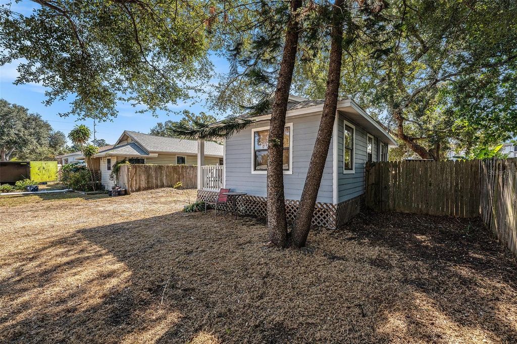 Photo of 2852 59th Avenue N, St Petersburg, FL 33714 (MLS # TB8451023)