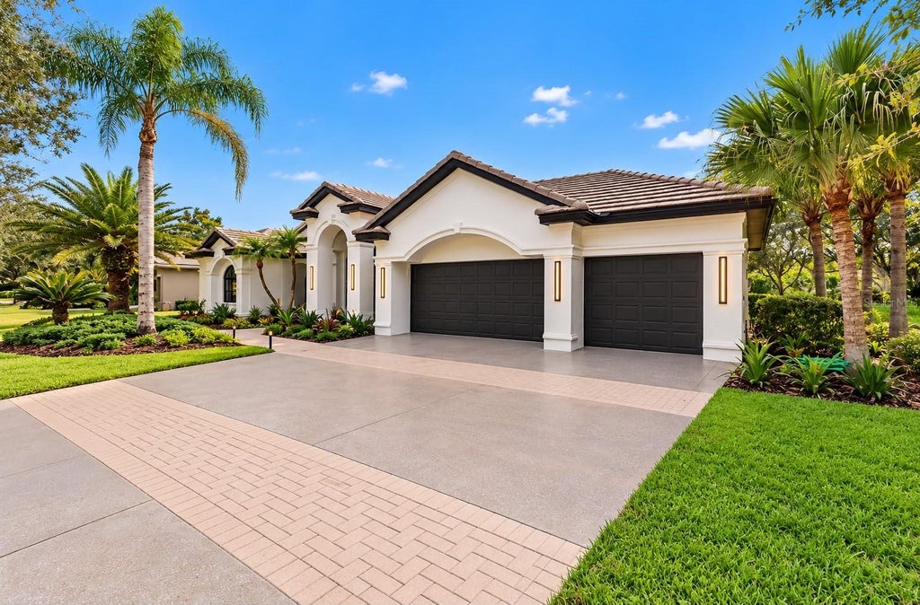 Photo of 17206 Talence Court, Tampa, FL 33647 (MLS # O6453846)