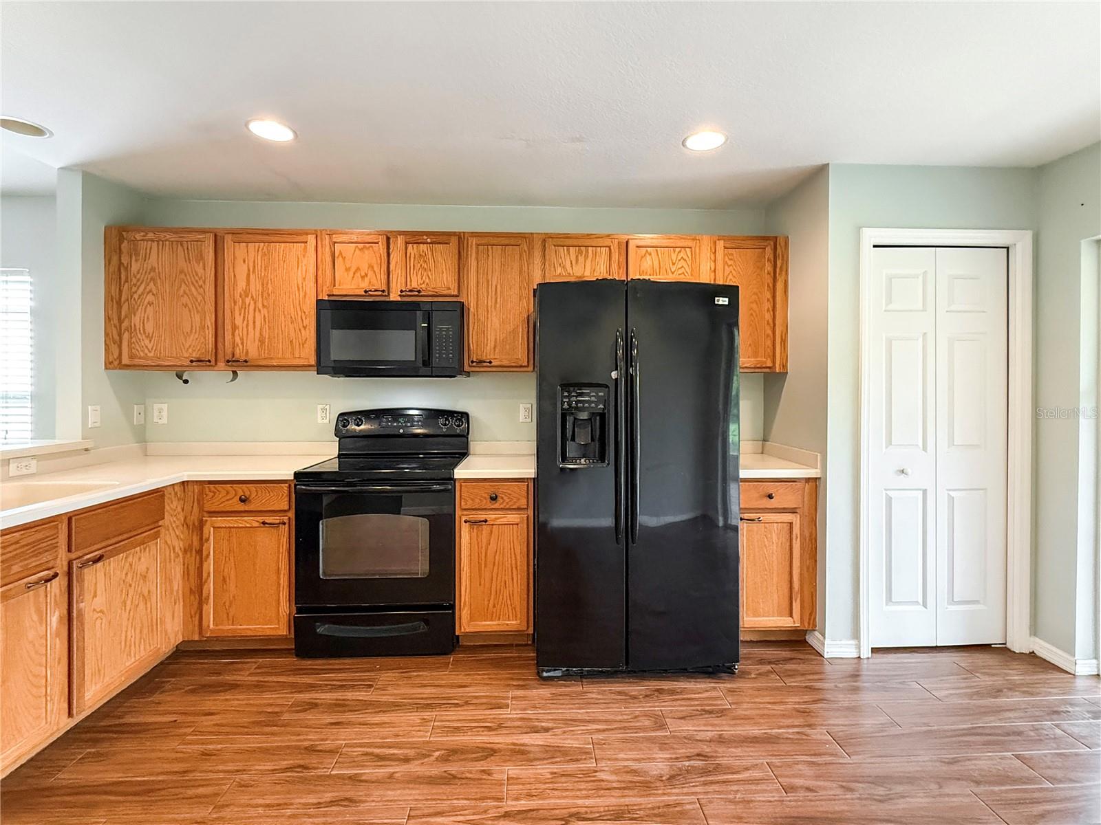 OAK CREEK - Residential