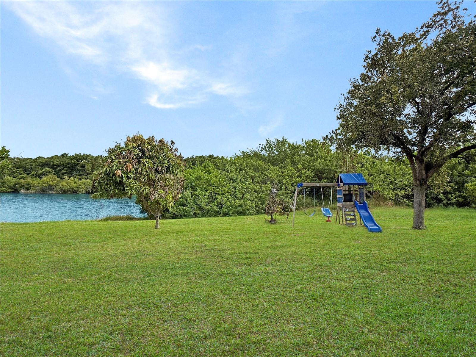 OAK CREEK - Residential