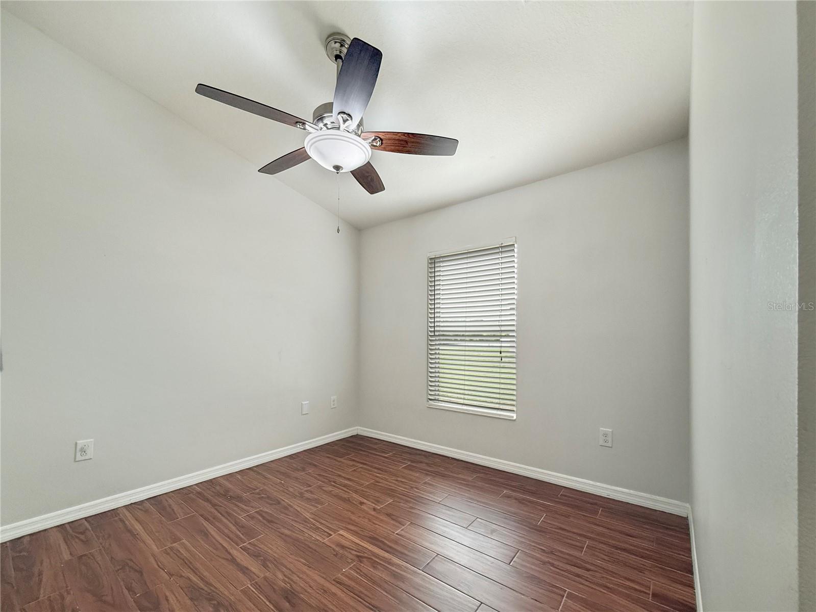 OAK CREEK - Residential