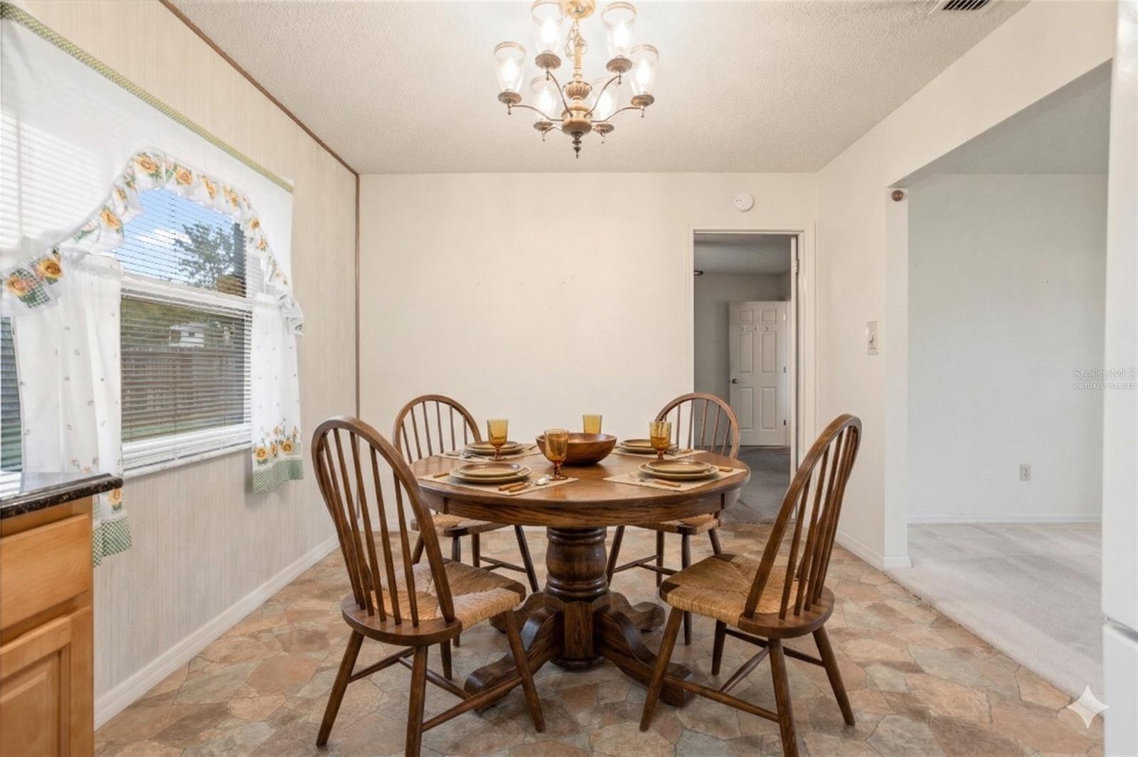 VILLAGE GREEN - Residential