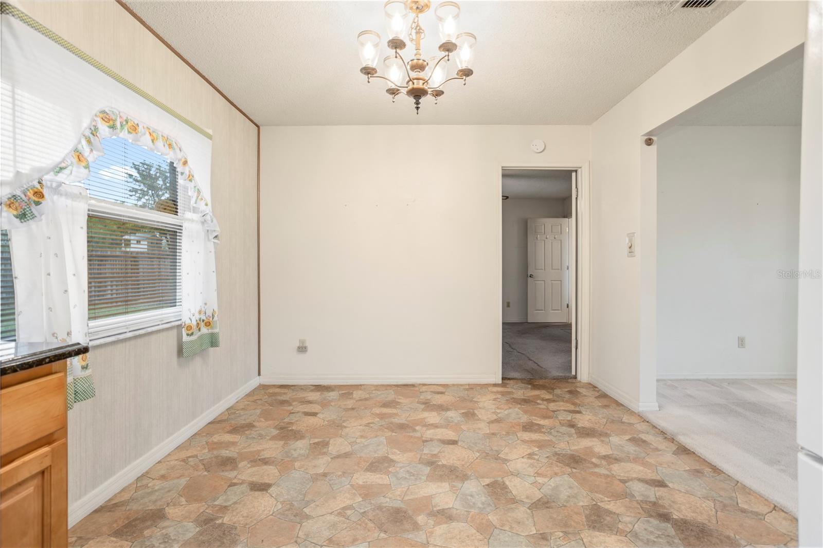 VILLAGE GREEN - Residential