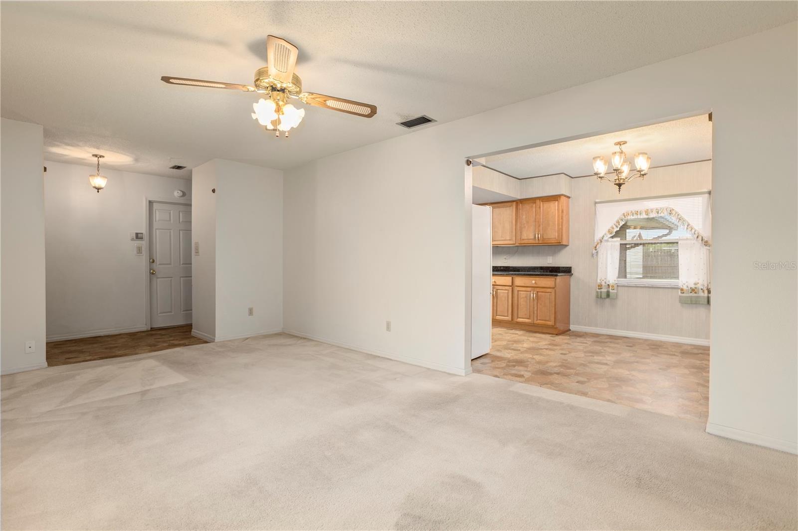 VILLAGE GREEN - Residential