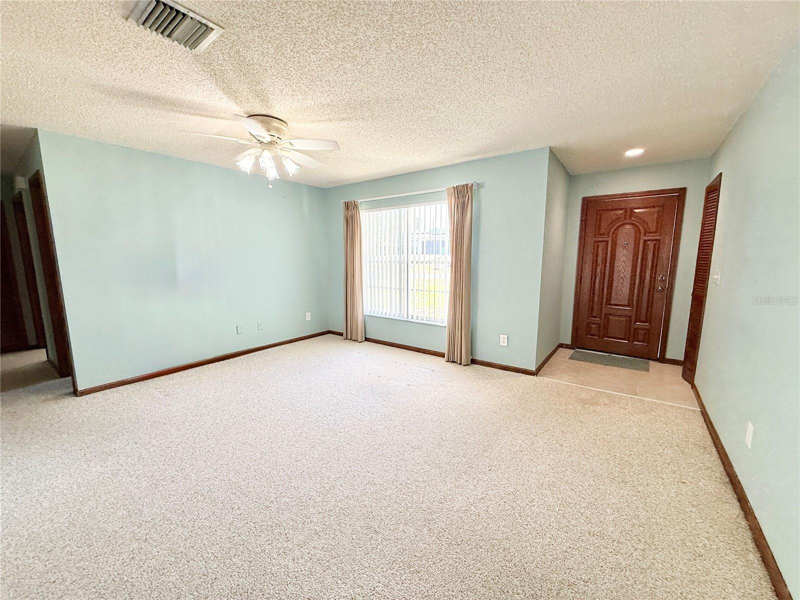 DELTONA LAKES UNIT 04 - Residential
