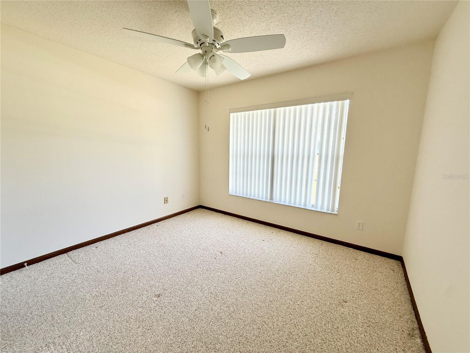 DELTONA LAKES UNIT 04 - Residential