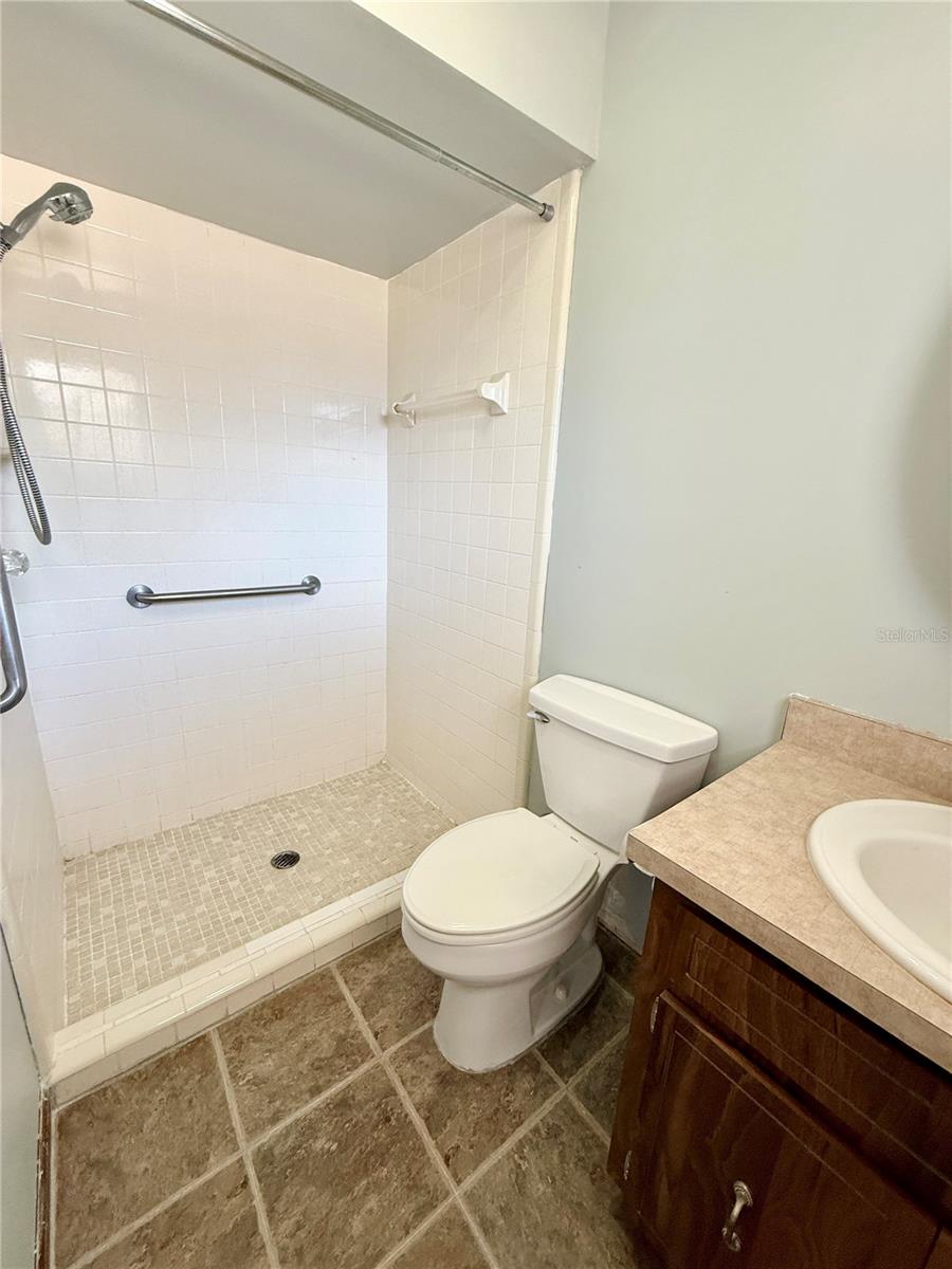 DELTONA LAKES UNIT 04 - Residential