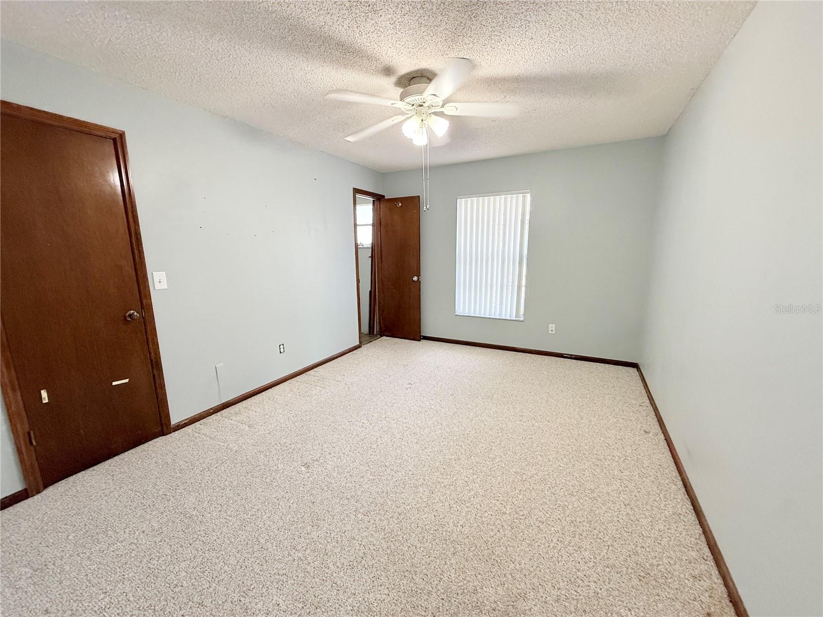 DELTONA LAKES UNIT 04 - Residential