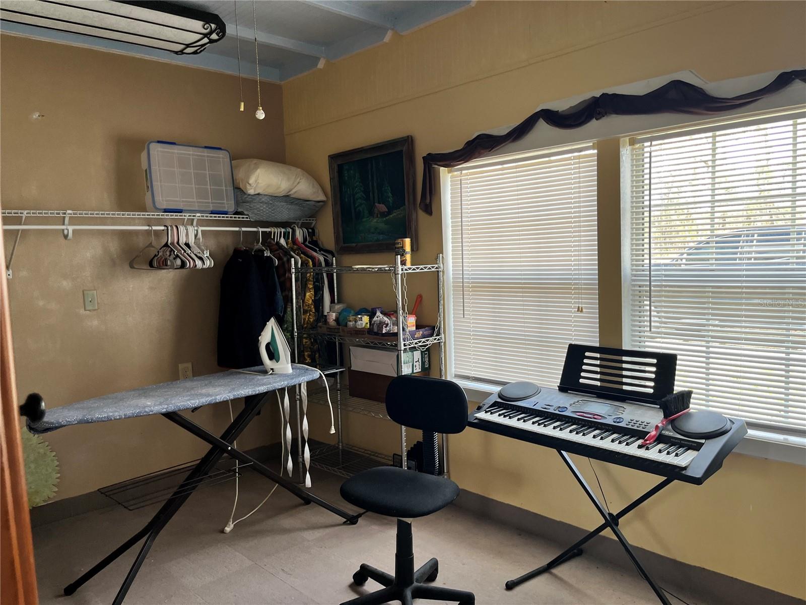 METES AND BOUNDS - Residential