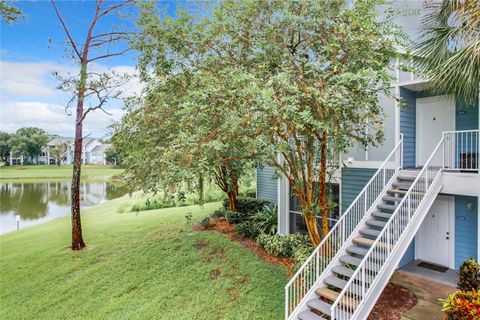 A home in LAKE MARY