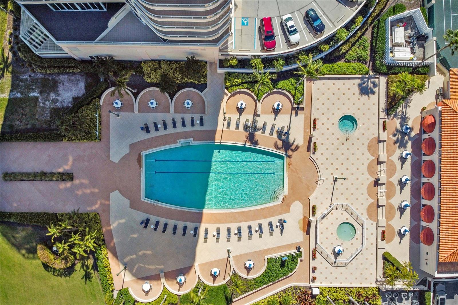 GRAND BAY 4 - Residential