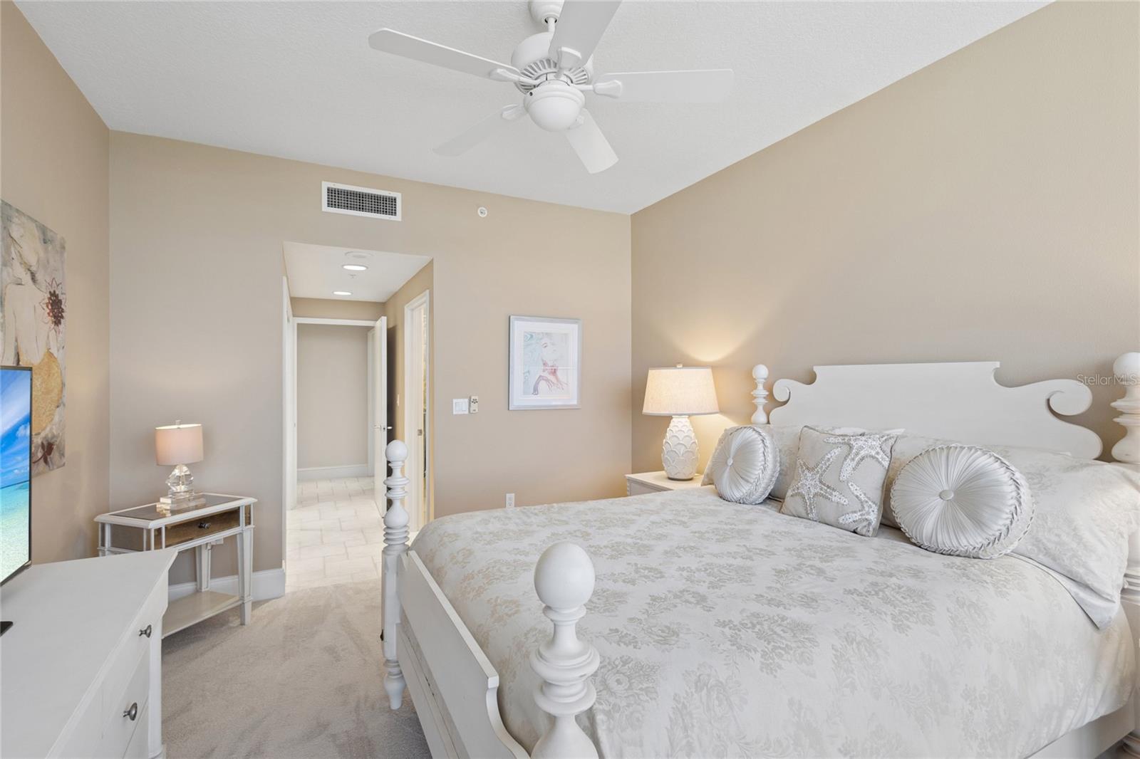 GRAND BAY 4 - Residential