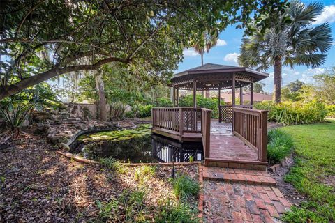 A home in VALRICO