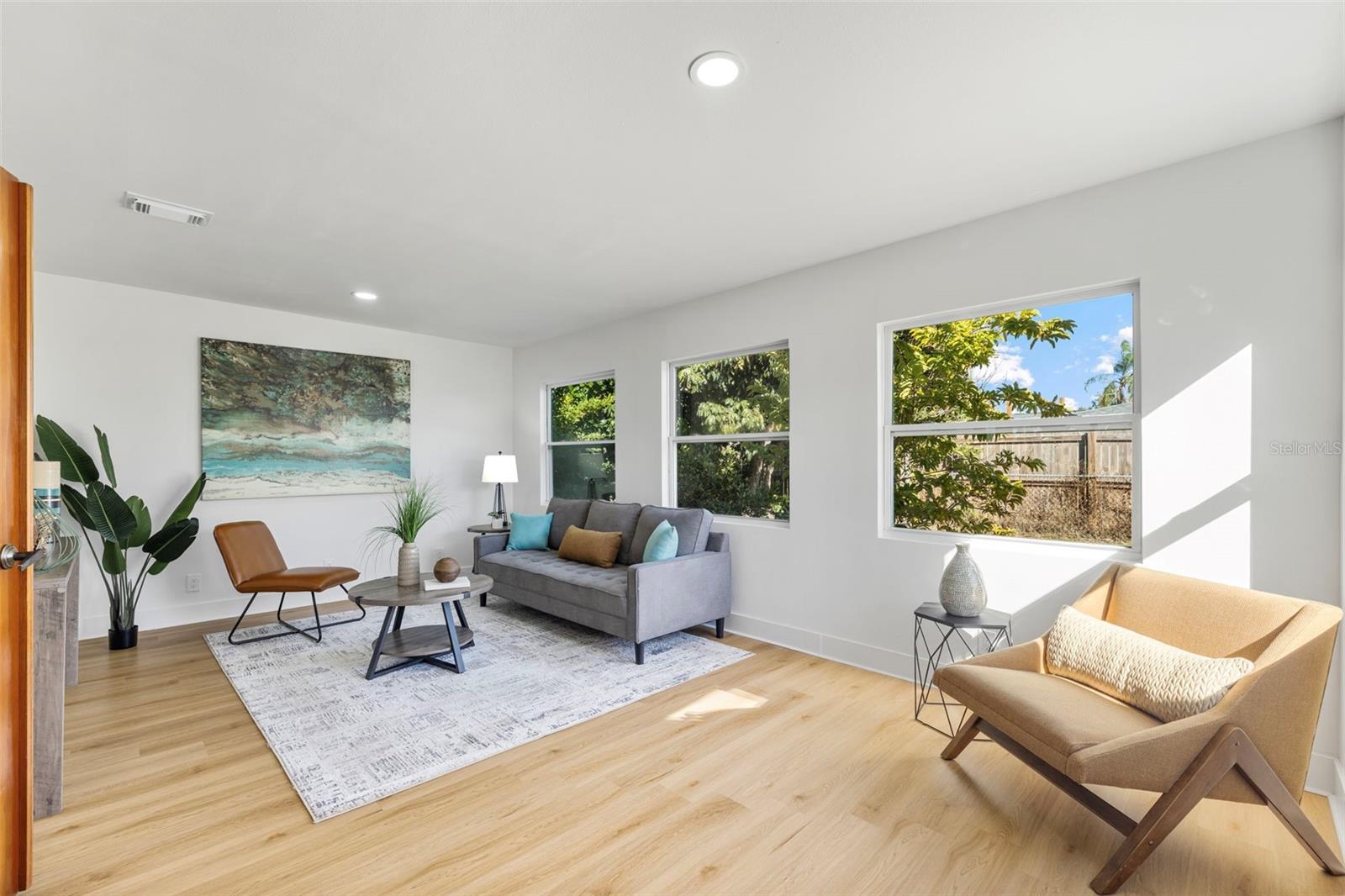 KEENE LAKE MANOR - Residential