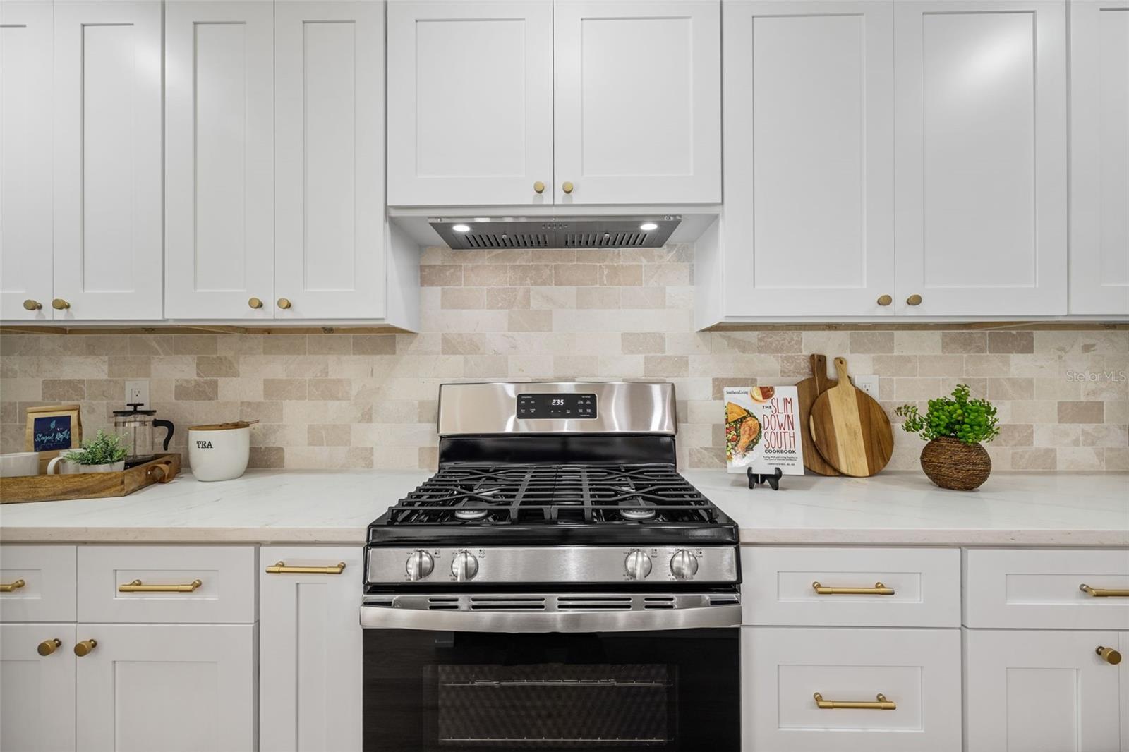 KEENE LAKE MANOR - Residential