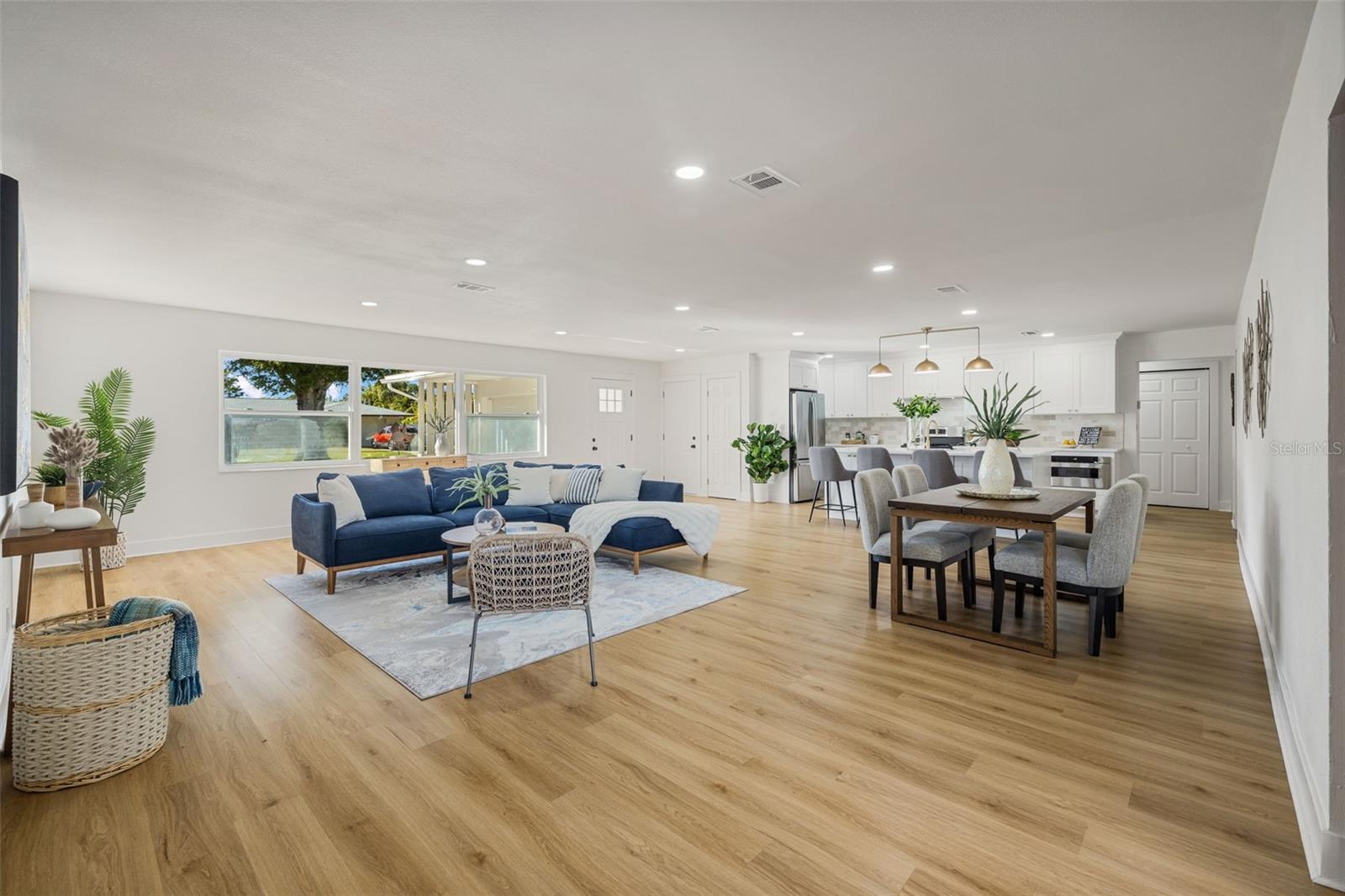 KEENE LAKE MANOR - Residential