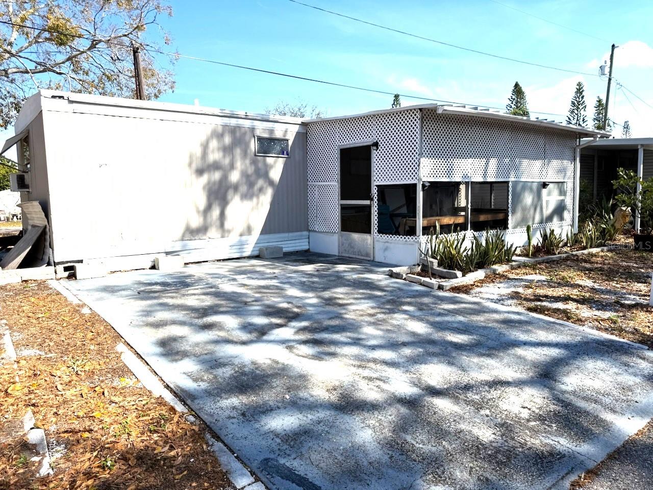 HERITAGE VILLAGE - Residential