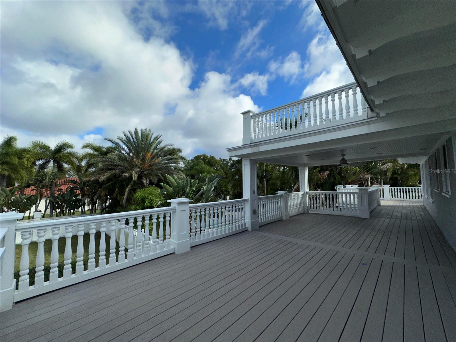 HARBOR OAKS - Residential