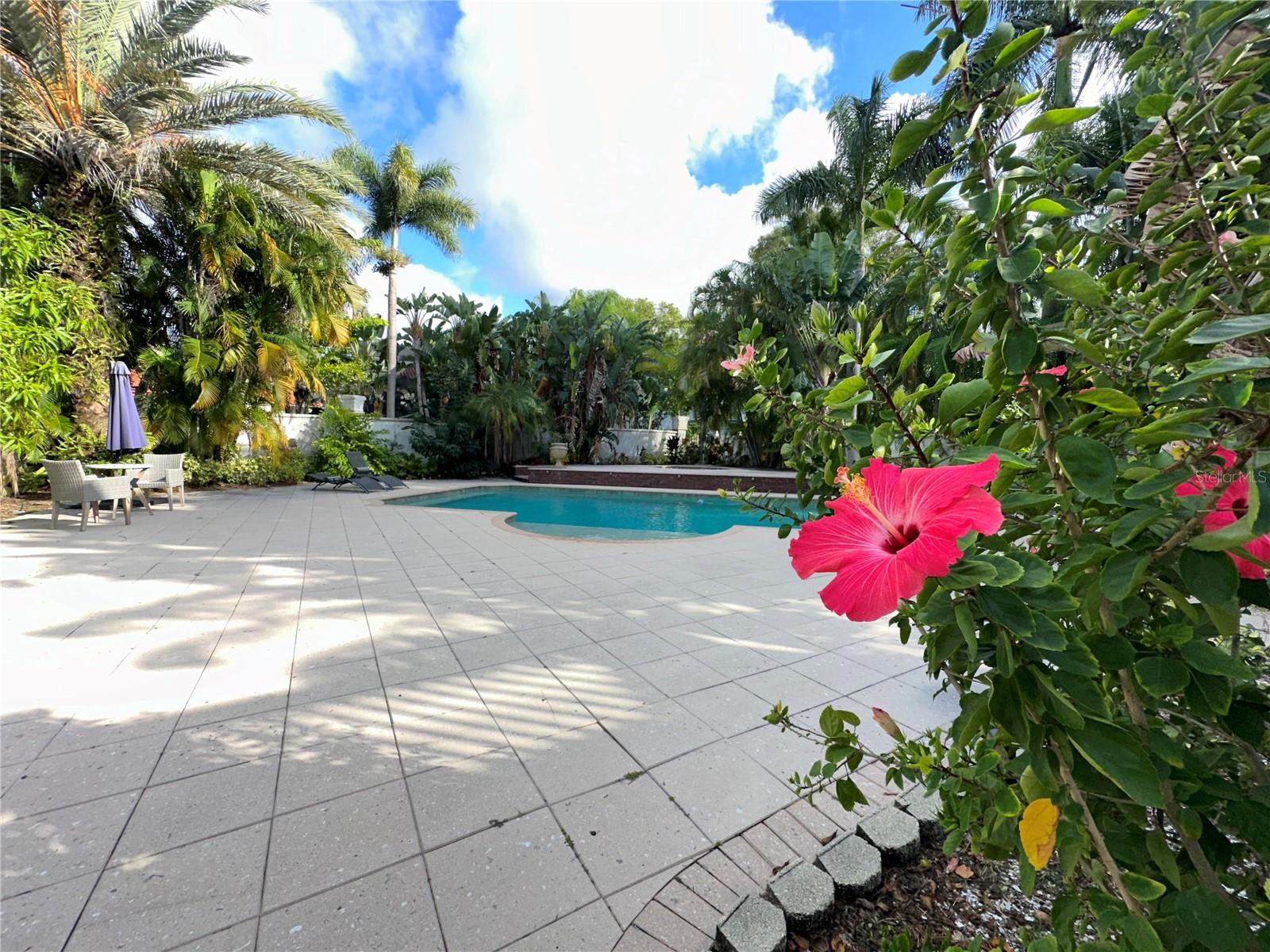 HARBOR OAKS - Residential