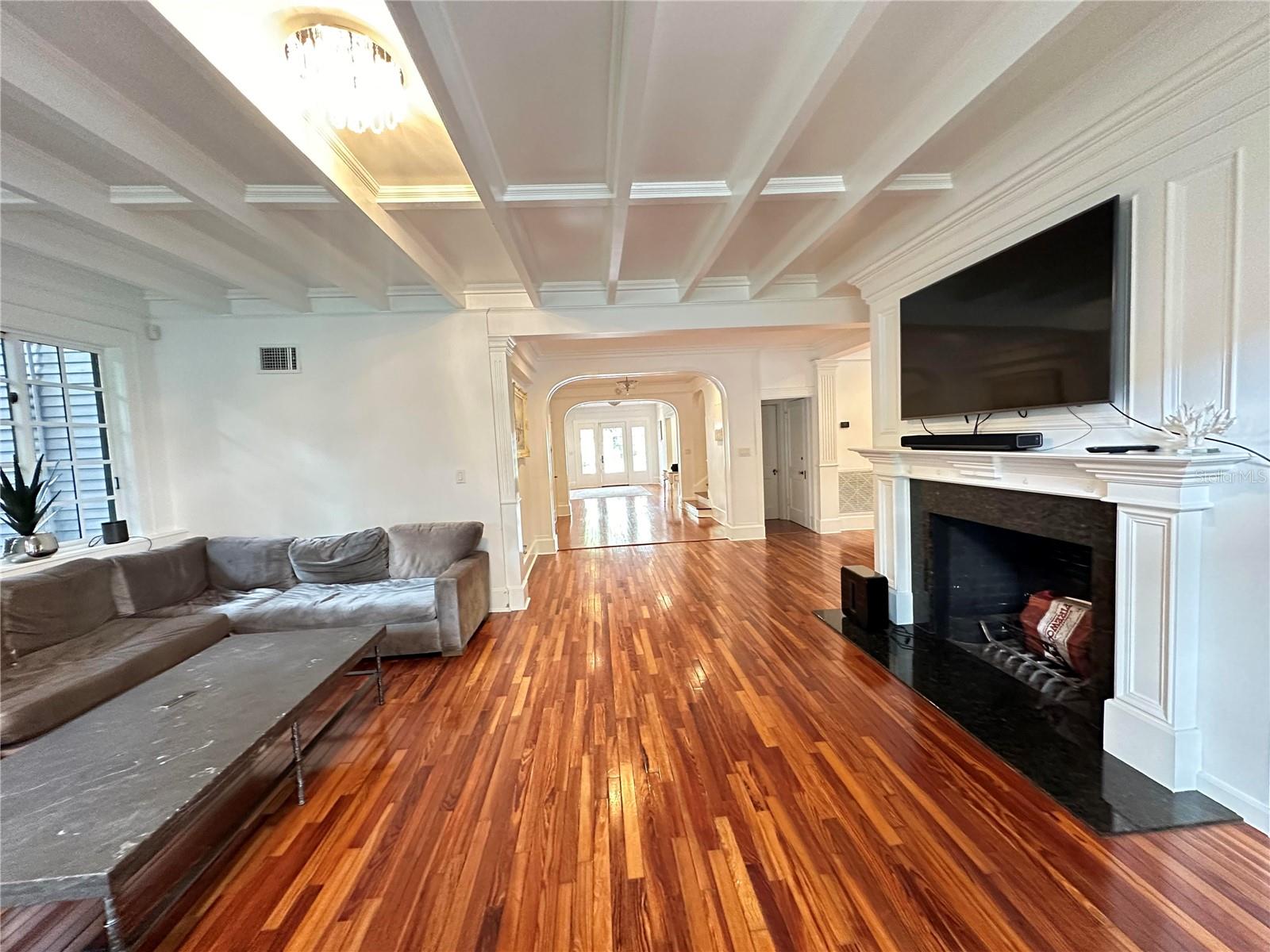 HARBOR OAKS - Residential