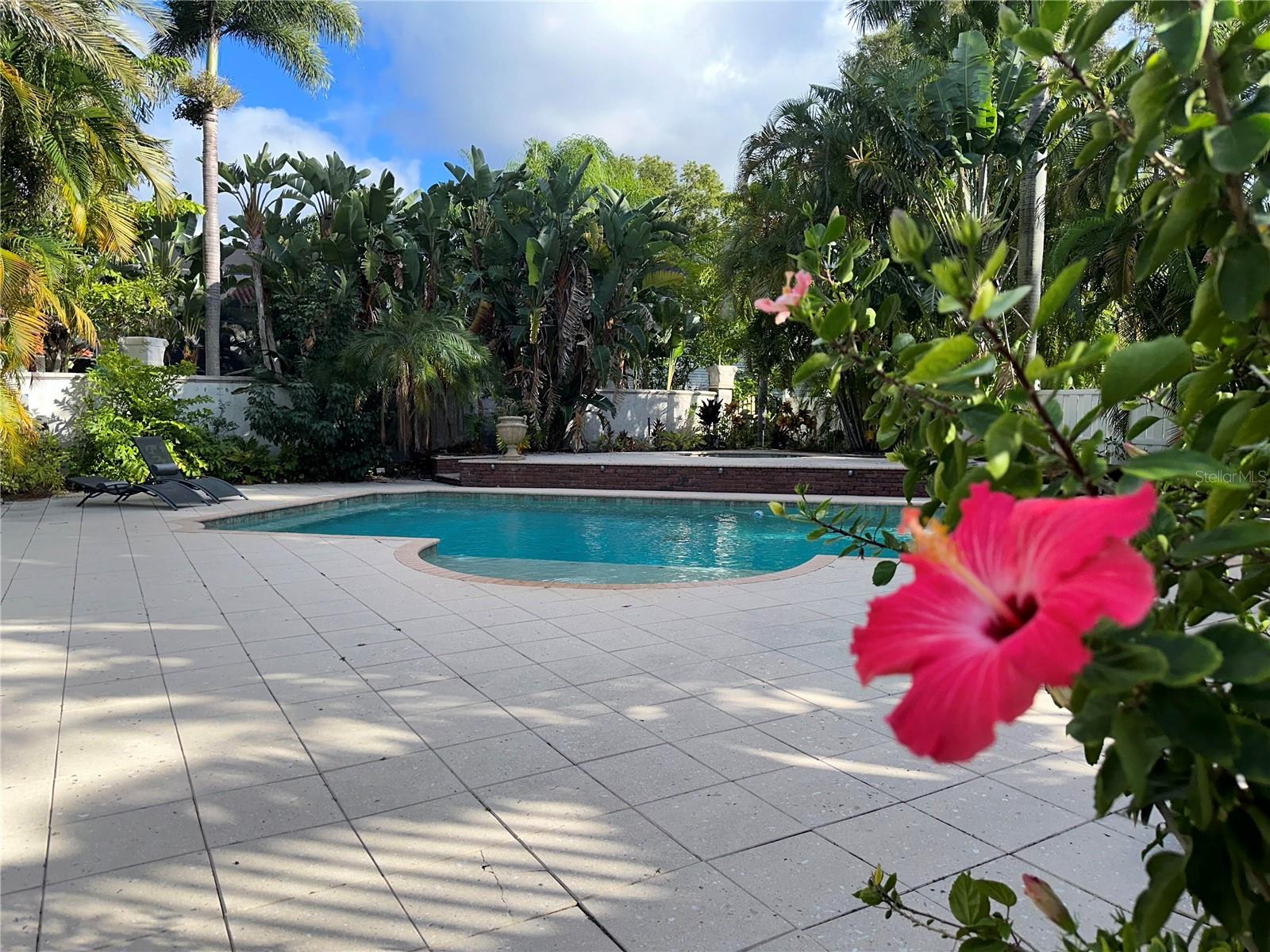 HARBOR OAKS - Residential