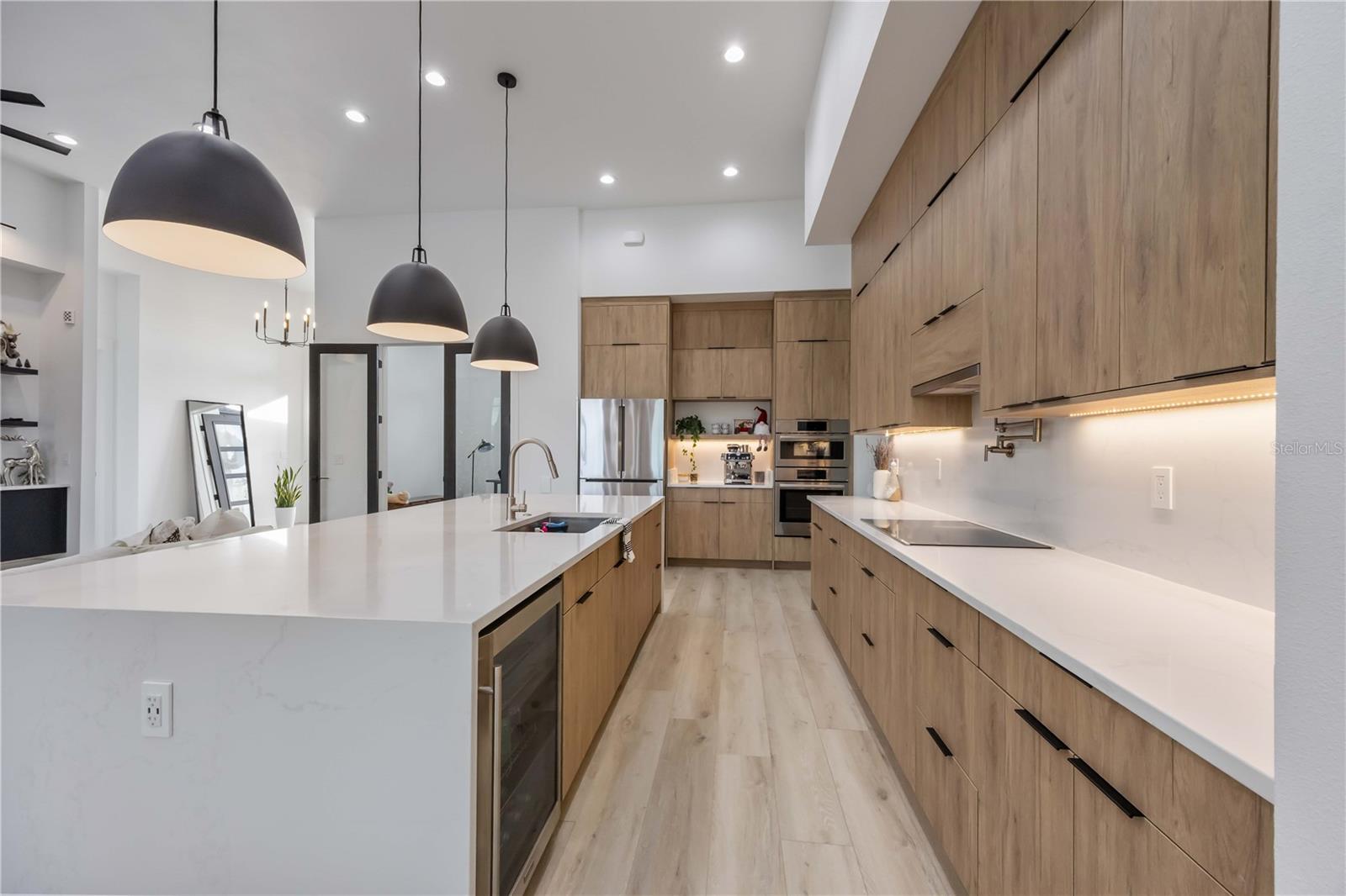 ROTONDA SANDS - Residential