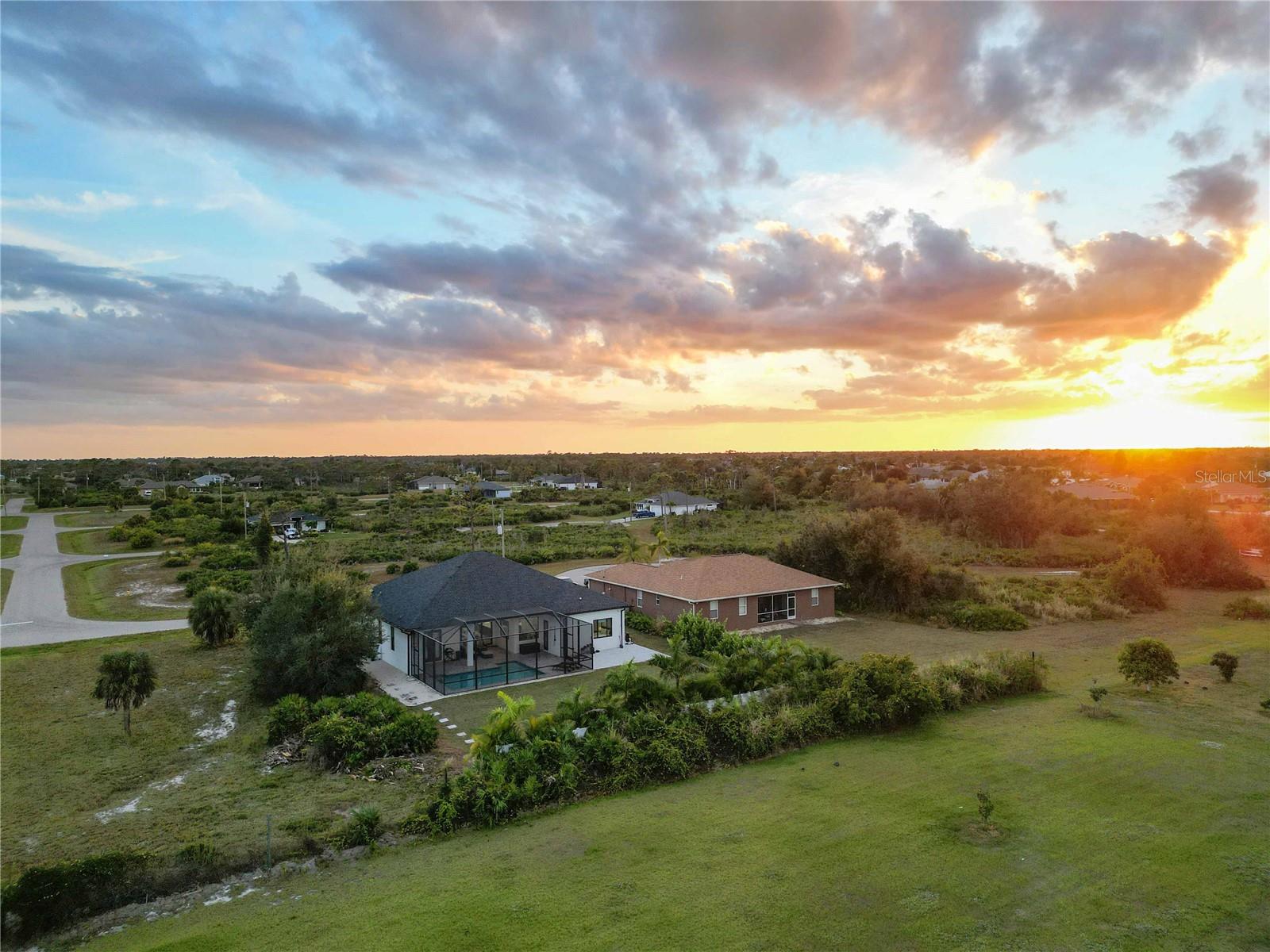 ROTONDA SANDS - Residential