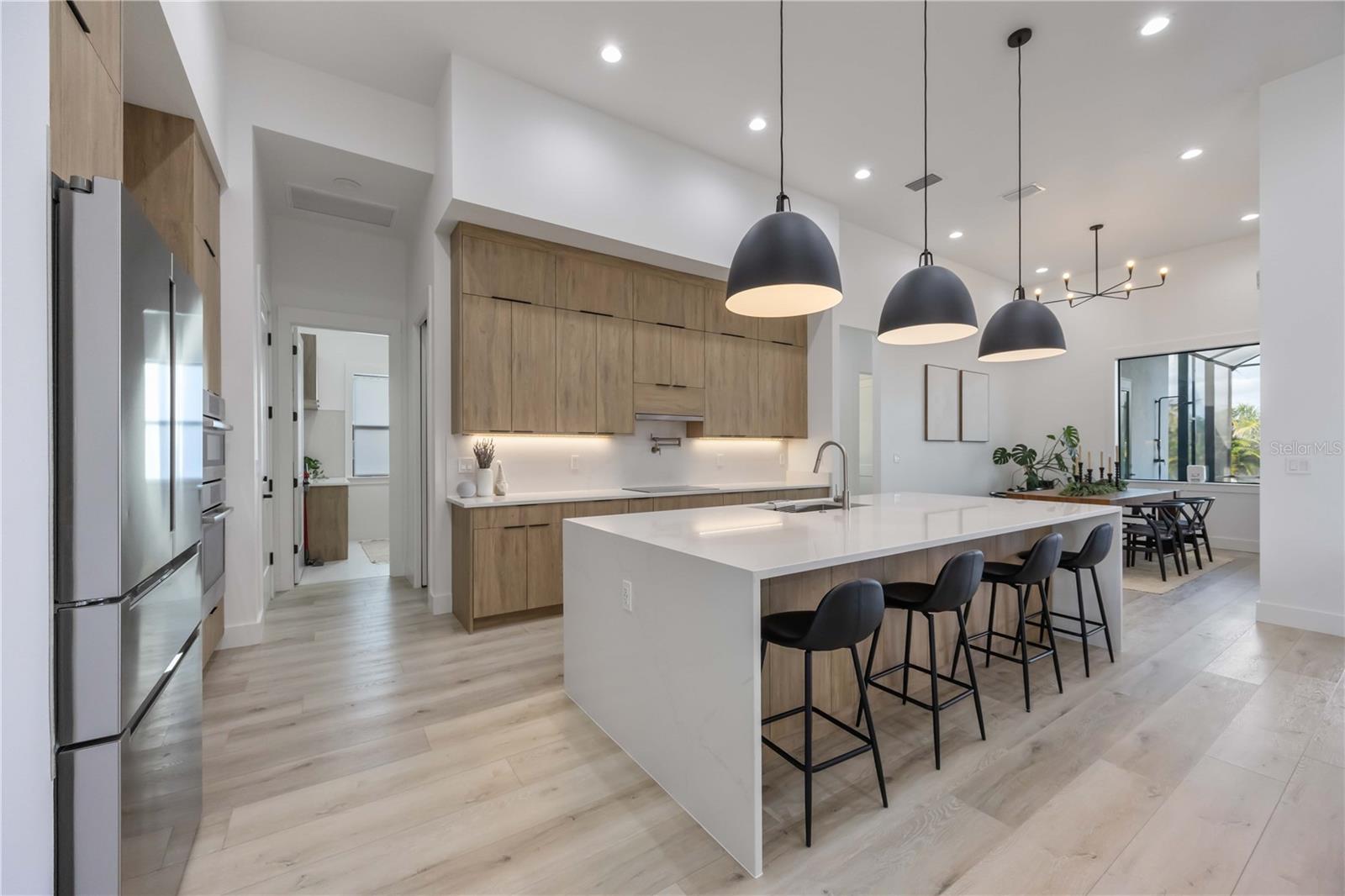 ROTONDA SANDS - Residential