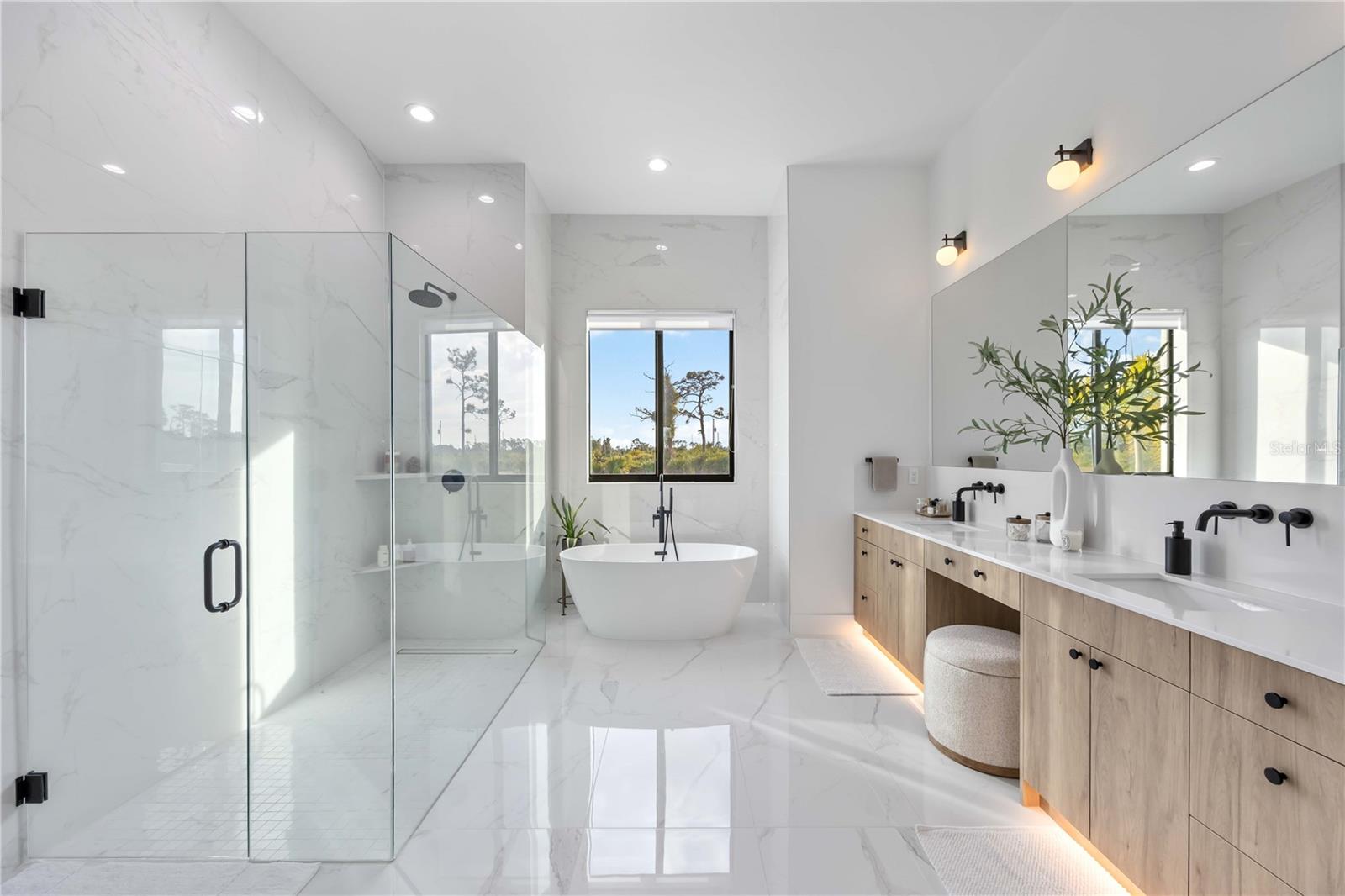 ROTONDA SANDS - Residential