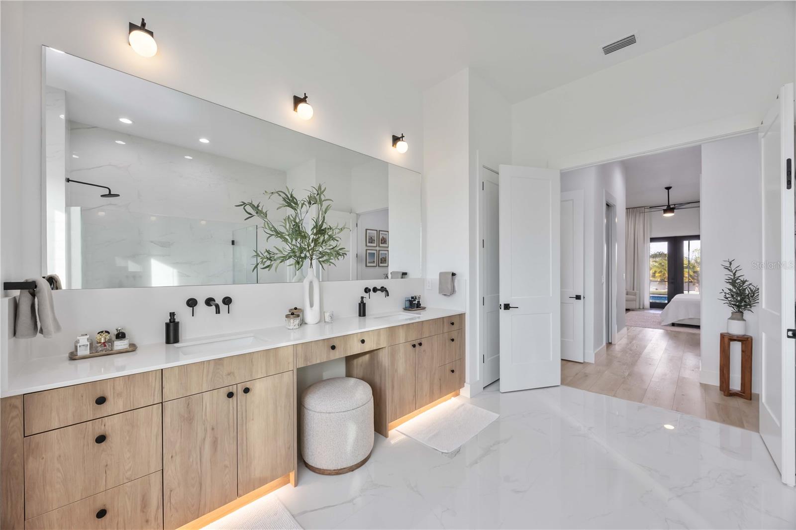 ROTONDA SANDS - Residential