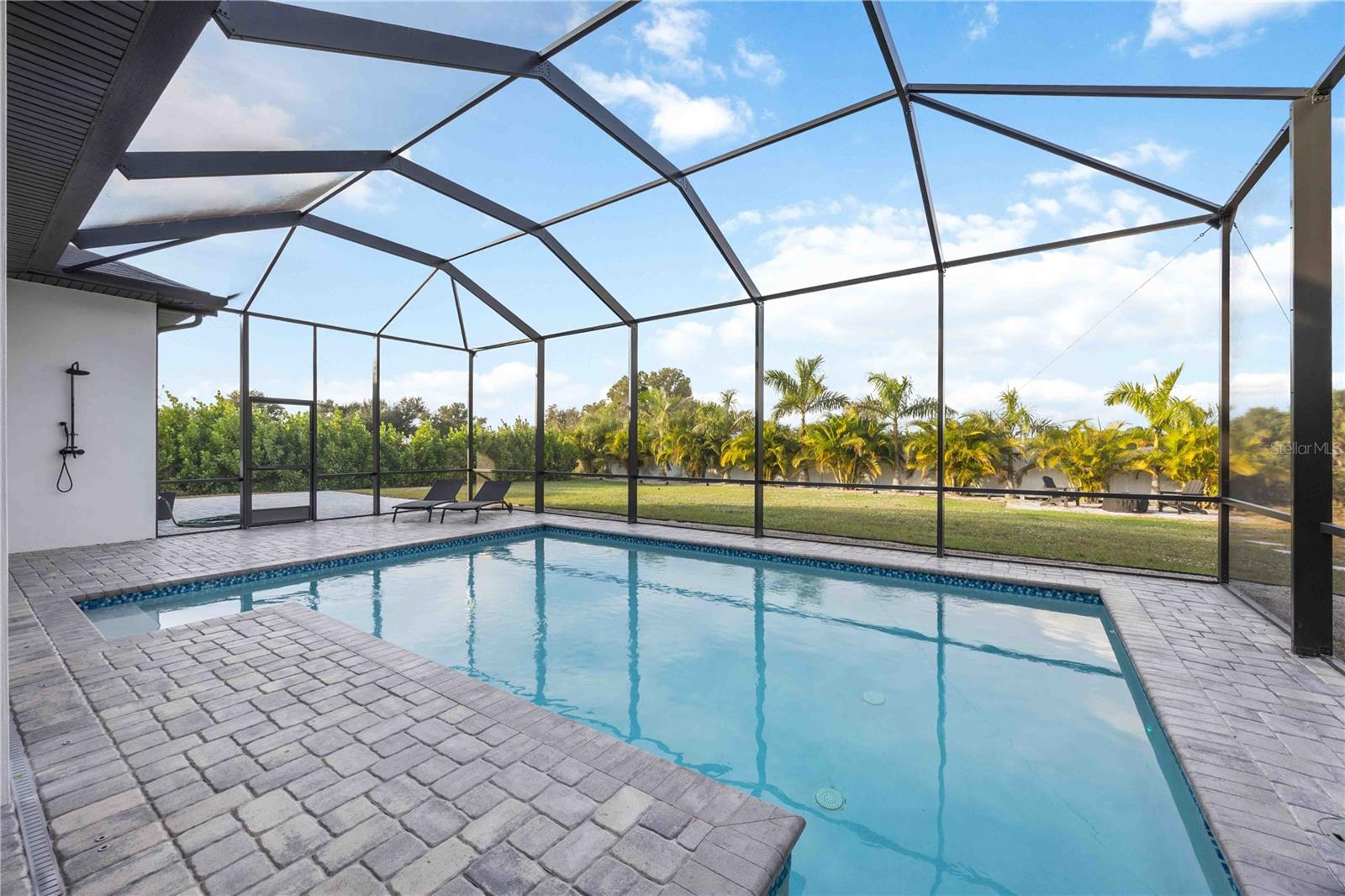 ROTONDA SANDS - Residential