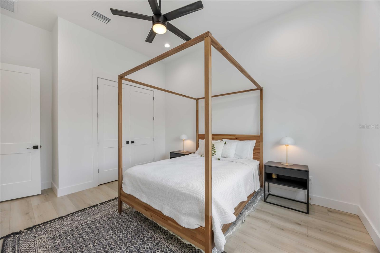 ROTONDA SANDS - Residential