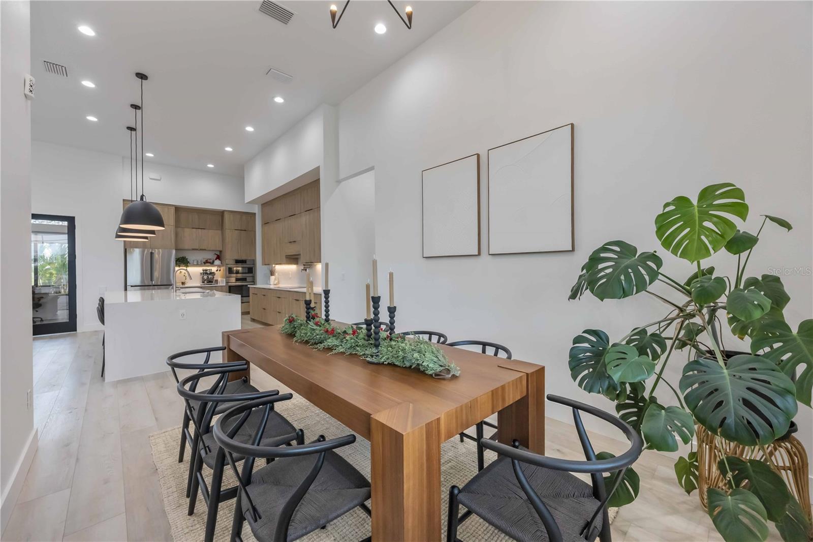 ROTONDA SANDS - Residential