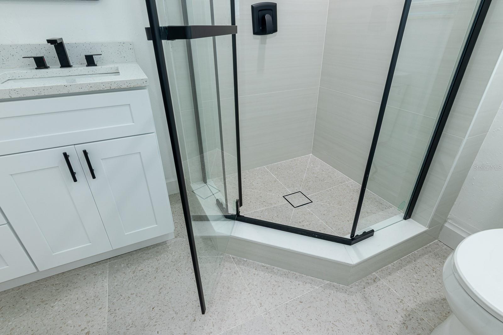 TUXEDO PARK - Residential