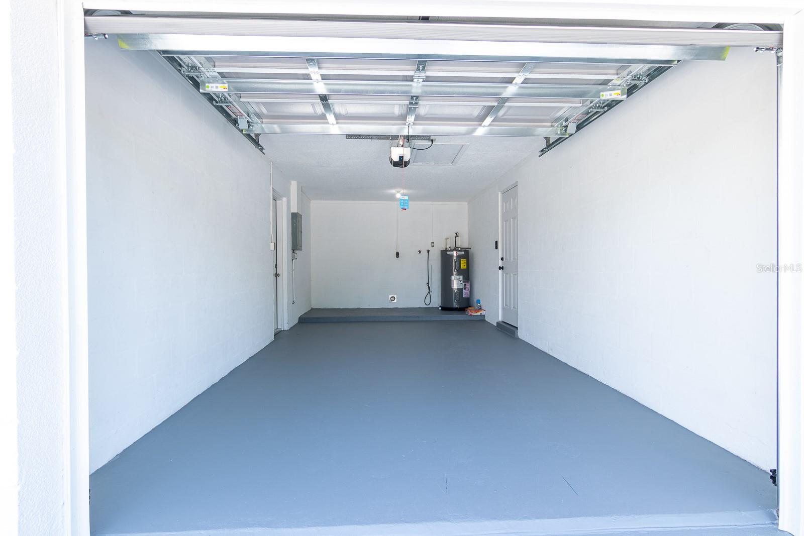 TUXEDO PARK - Residential