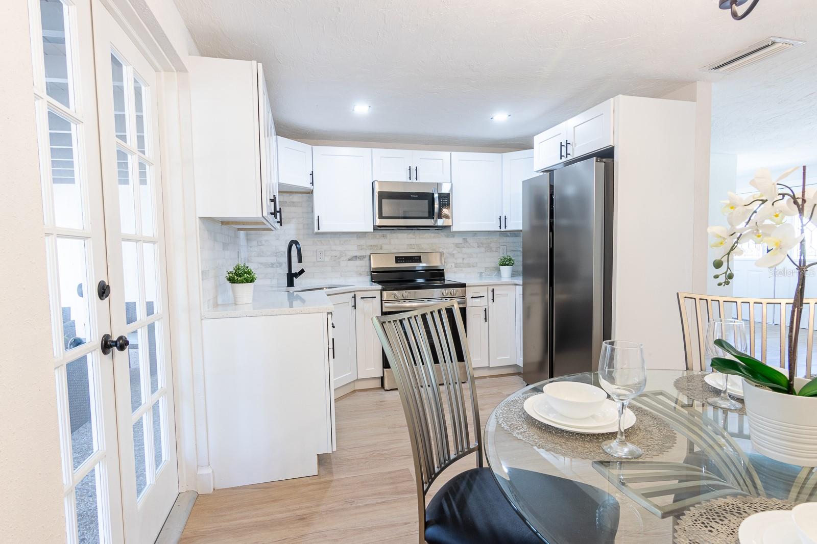 TUXEDO PARK - Residential