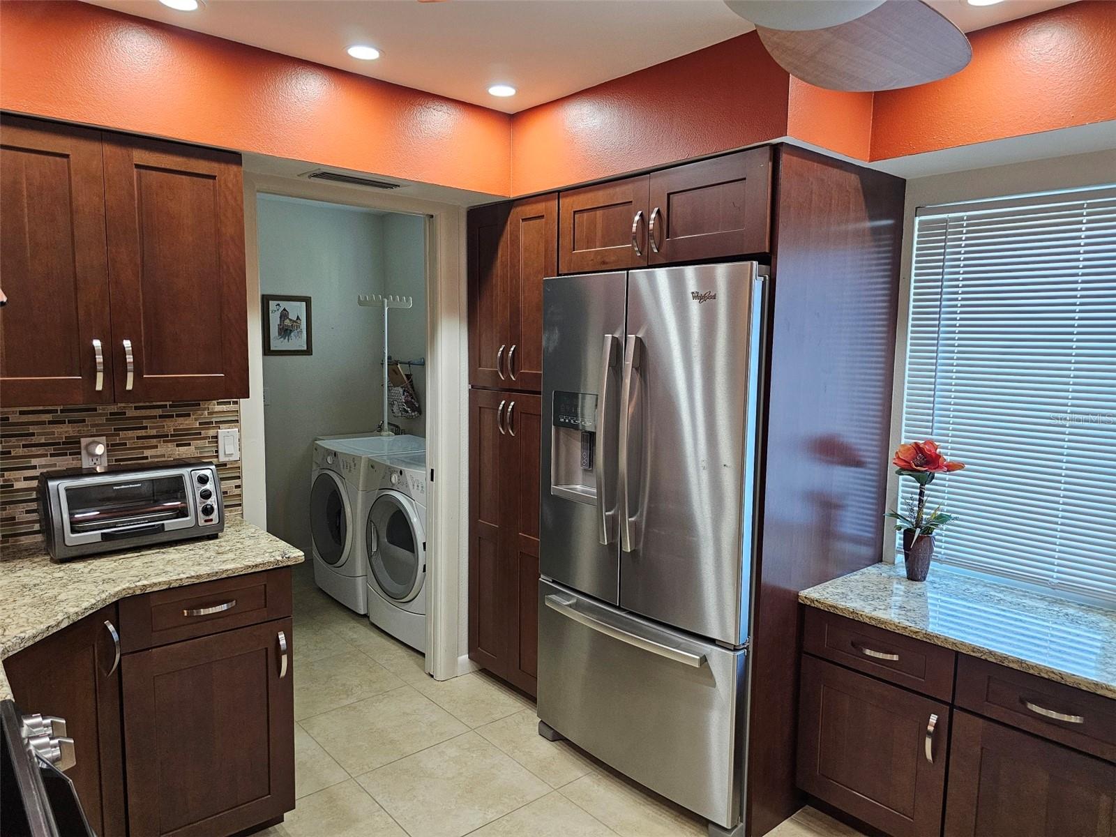 FIVE LAKES 1 & 1C - Residential Lease