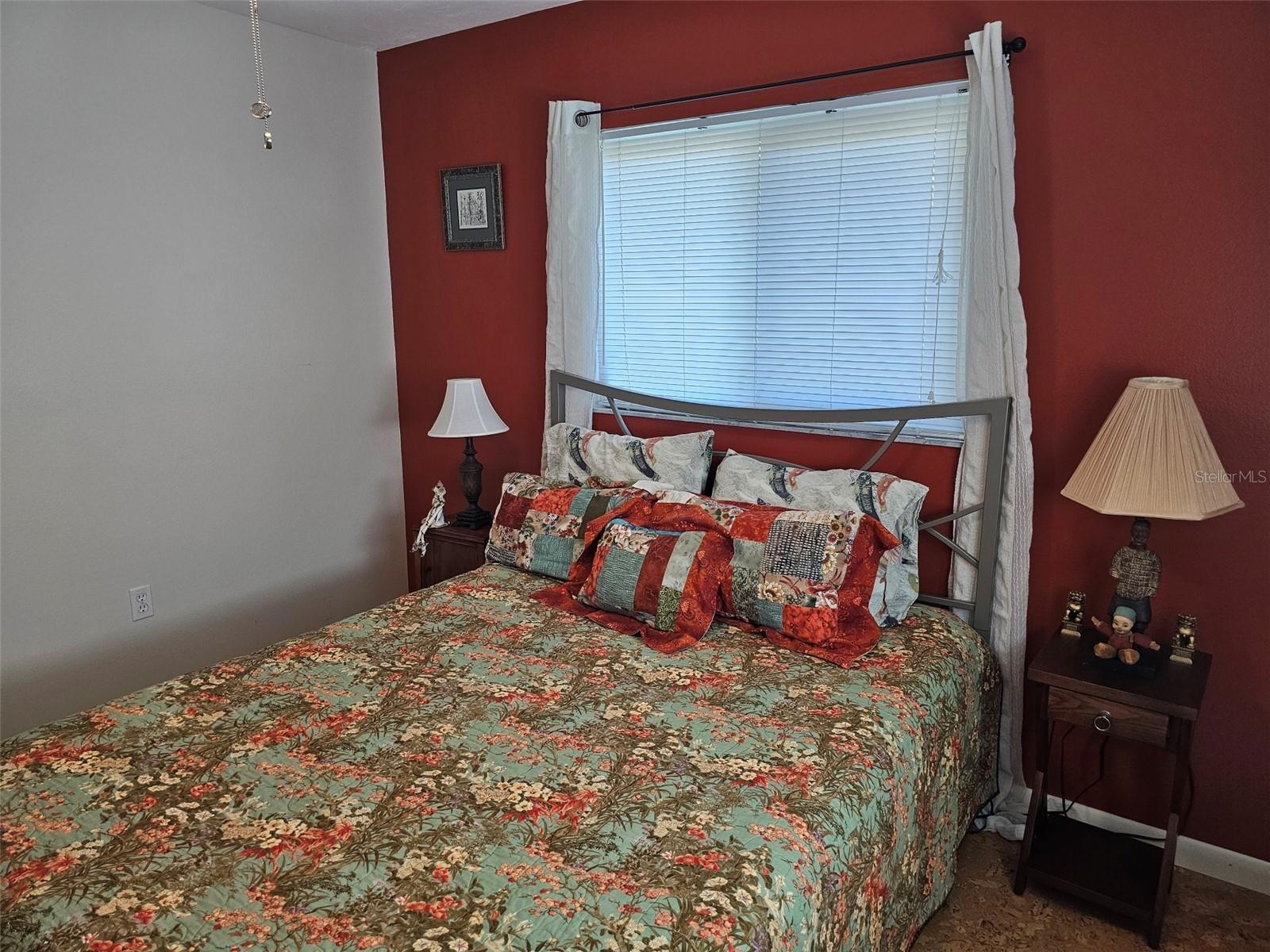 FIVE LAKES 1 & 1C - Residential Lease