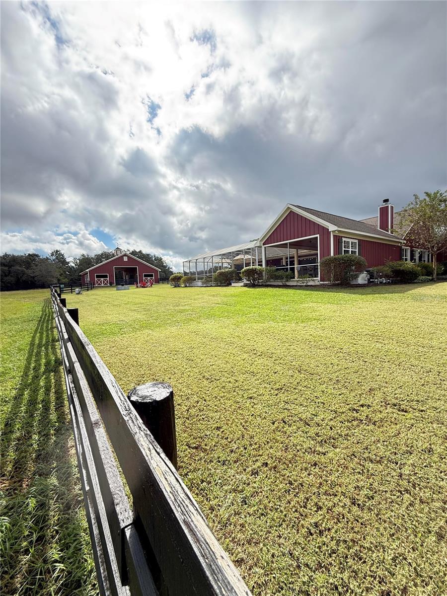 41526 SADDLE RIDGE LANE