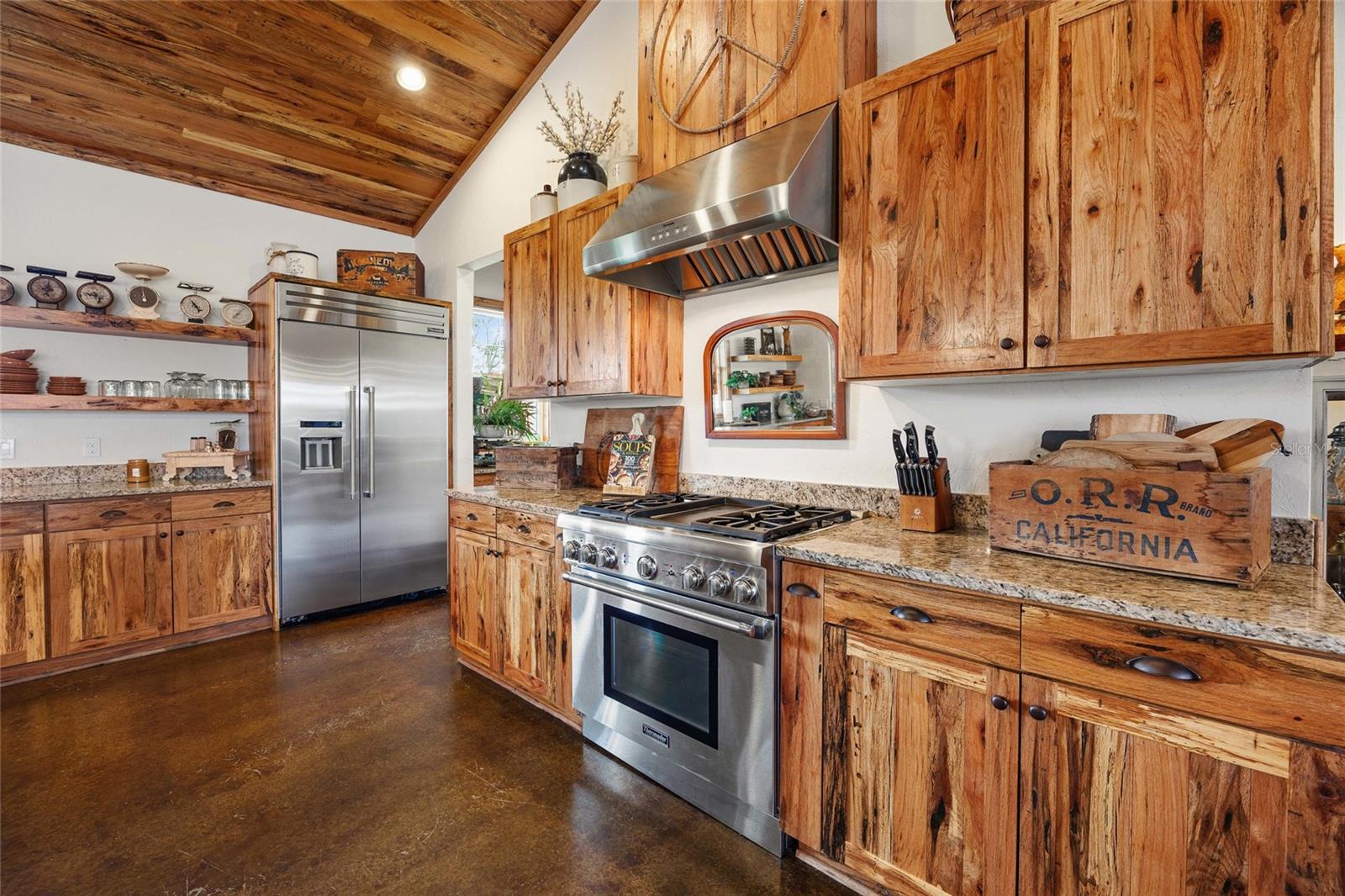 SADDLE RIDGE SUB - Residential