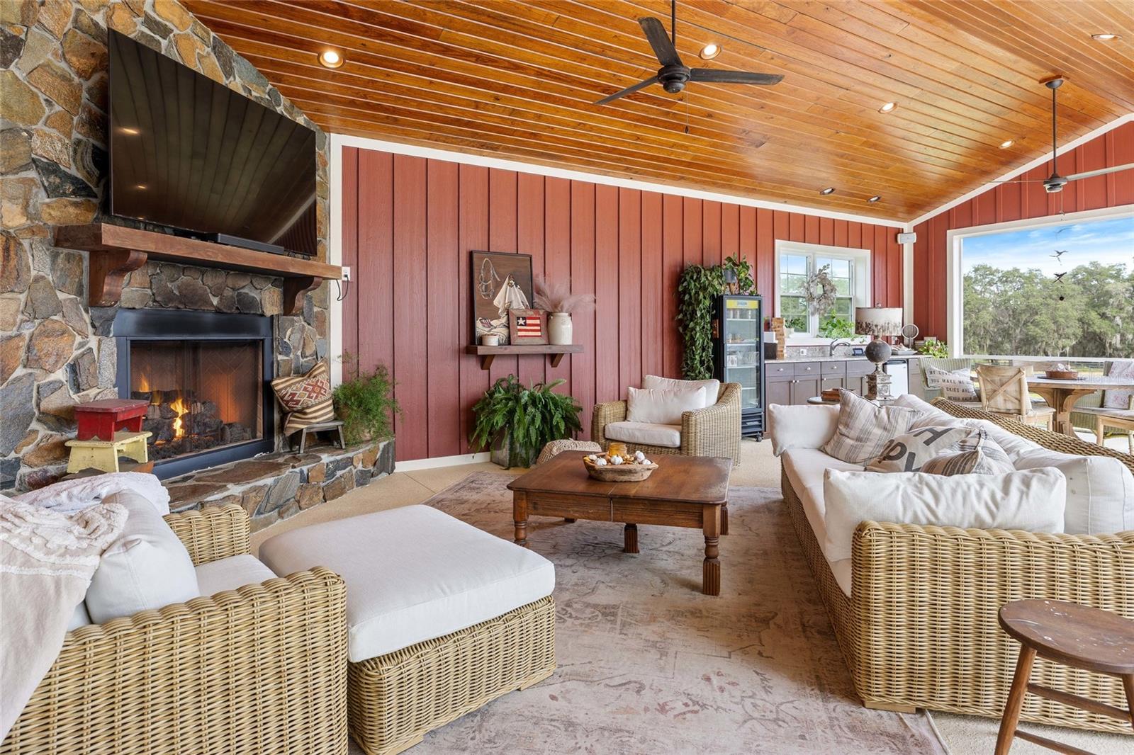 SADDLE RIDGE SUB - Residential