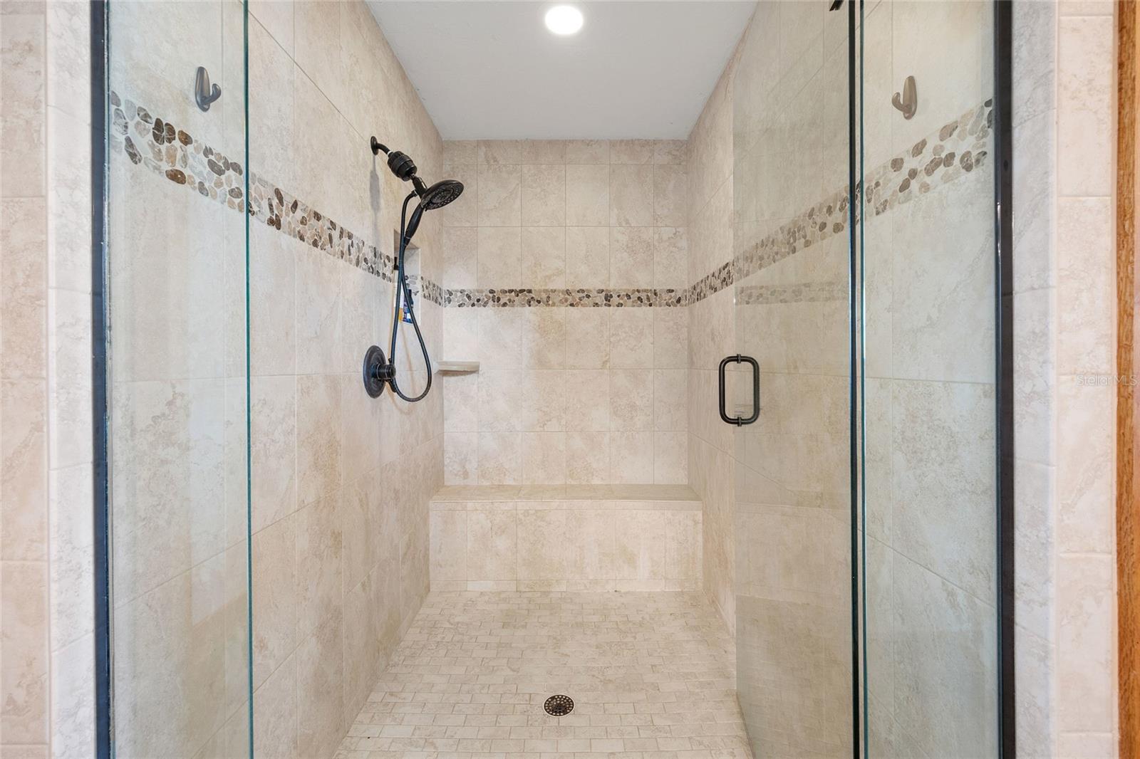 SADDLE RIDGE SUB - Residential